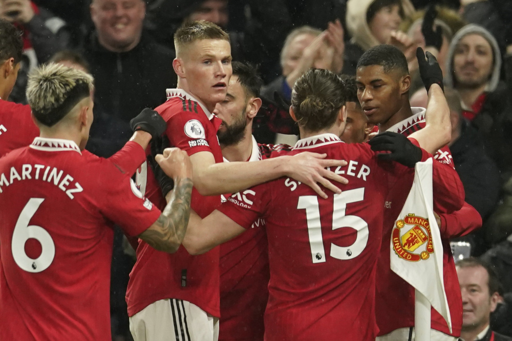 主教练西蒙 主教练西蒙