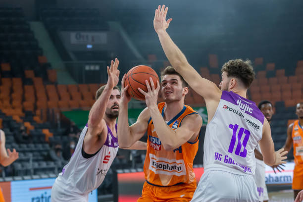 练理念显然 练理念显然